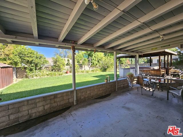 8332 Kentland Avenue, Los Angeles, CA 91304