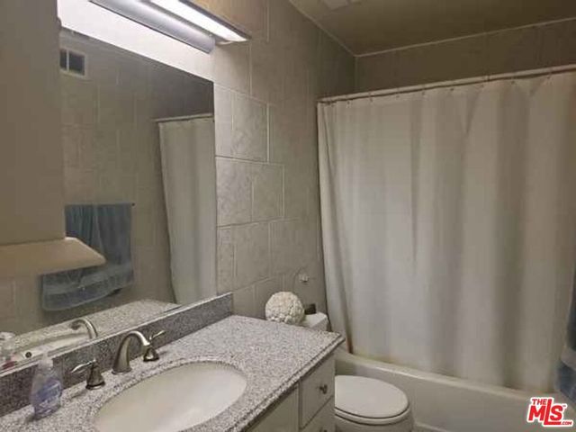 8332 Kentland Avenue, Los Angeles, CA 91304