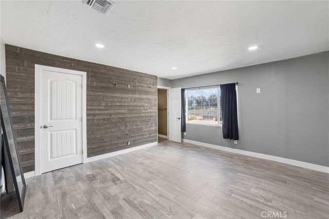 1080 1st, Norco, CA 92860