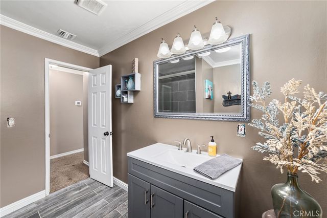 1080 1st, Norco, CA 92860