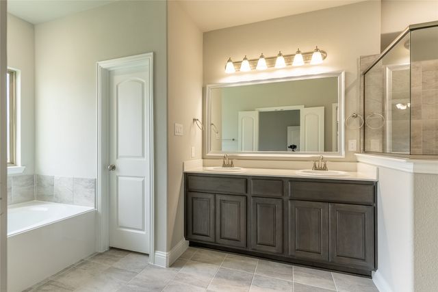 7814 Willow Court, Greenville, TX 75402