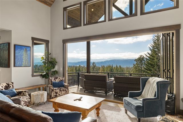 570 Paintbrush Lane, Ronald, WA 98940