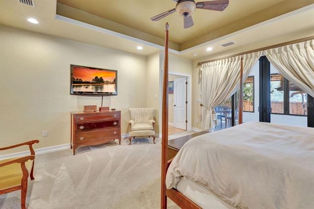 1108 W CHARTER STREET, Tampa, FL 33602