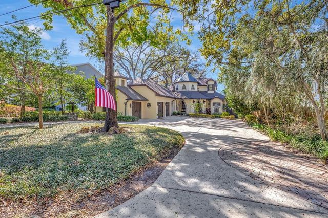 1108 W CHARTER STREET, Tampa, FL 33602