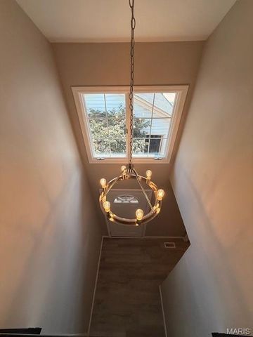 15047 Green Circle Drive, Chesterfield, MO 63017