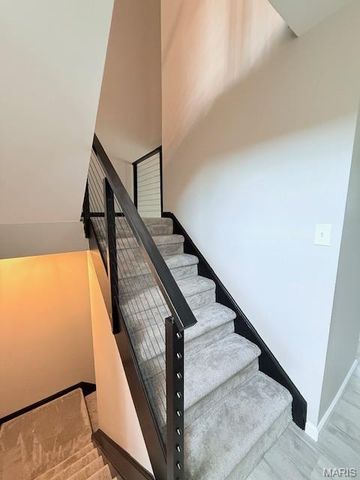 15047 Green Circle Drive, Chesterfield, MO 63017