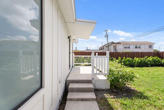 517 55TH Street, West Palm Beach, FL 33407