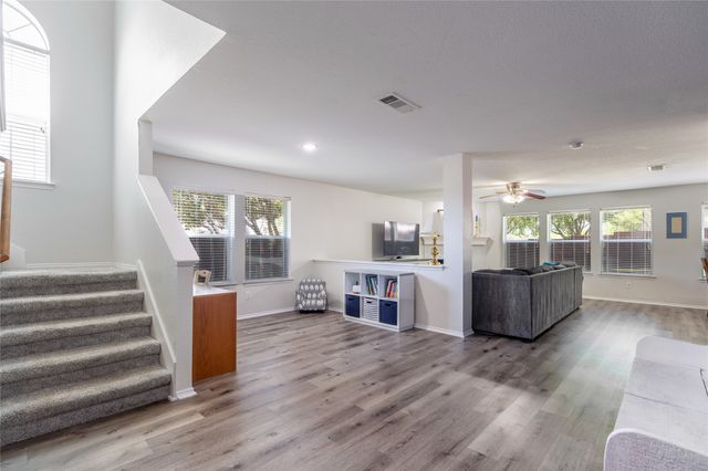 2212 Lanshire Drive, Mckinney, TX 75072