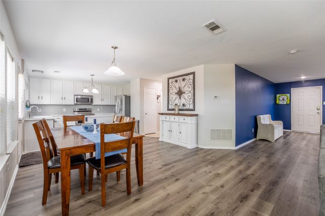 2212 Lanshire Drive, Mckinney, TX 75072