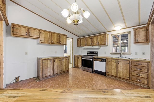 53263 Bridge Drive, La Pine, OR 97739