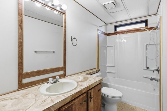 53263 Bridge Drive, La Pine, OR 97739