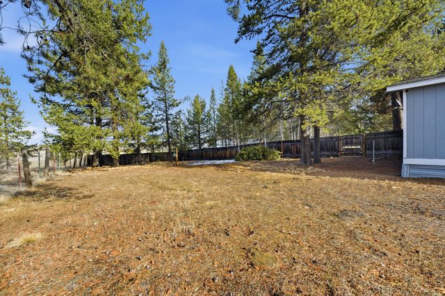 53263 Bridge Drive, La Pine, OR 97739