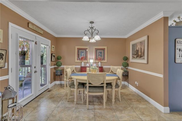 3105 Navajo Circle, Gainesville, GA 30501