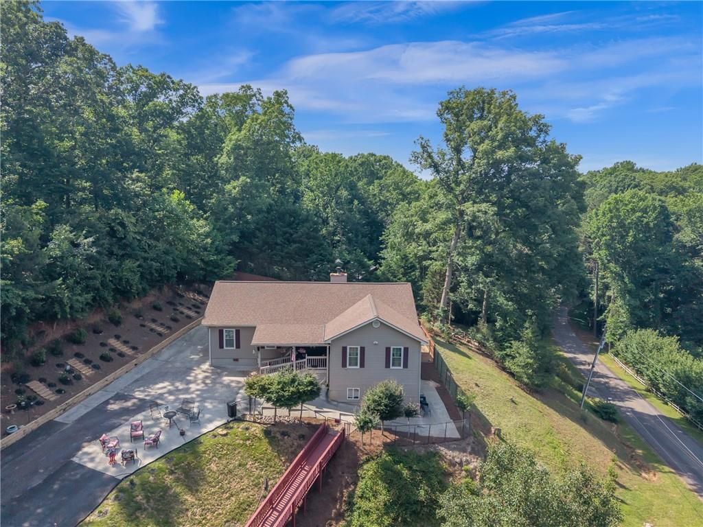 3105 Navajo Circle, Gainesville, GA 30501