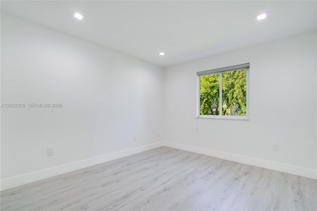 11583 NW 69th Ter, Doral, FL 33178