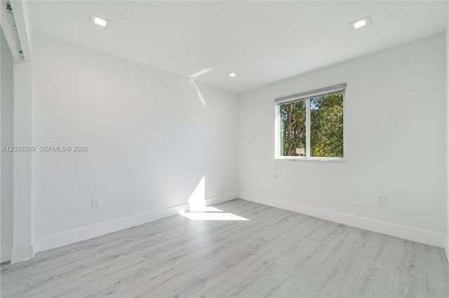 11583 NW 69th Ter, Doral, FL 33178