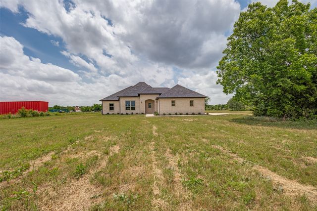 3712 County Road 1102, Celeste, TX 75423