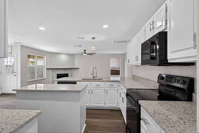 5314 STORMY TRL, San Antonio, TX 78247