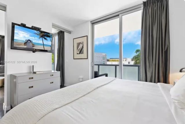220 21st St 401, Miami Beach, FL 33139