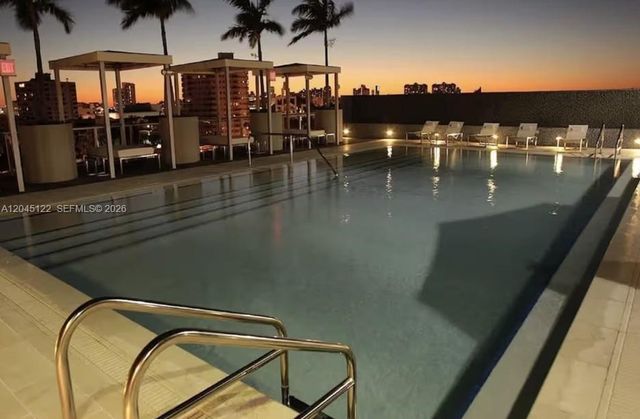 220 21st St 401, Miami Beach, FL 33139