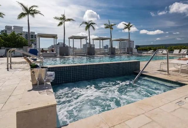 220 21st St 401, Miami Beach, FL 33139