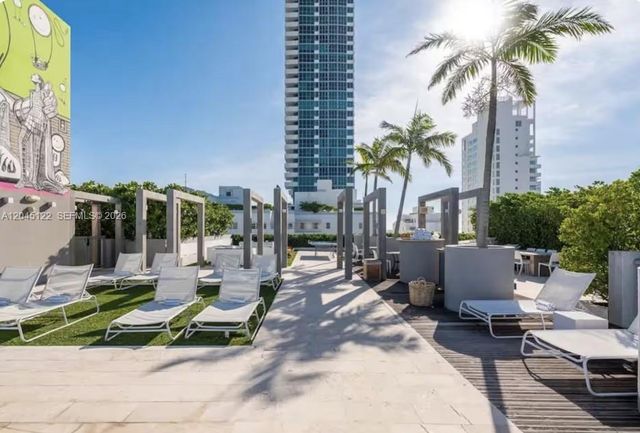 220 21st St 401, Miami Beach, FL 33139