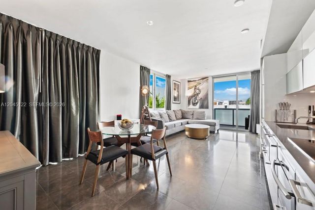 220 21st St 401, Miami Beach, FL 33139