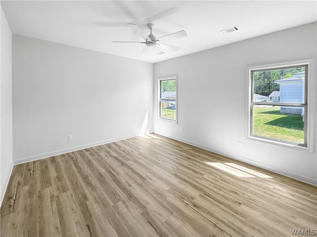 18068 Northview, Northport, AL 35475
