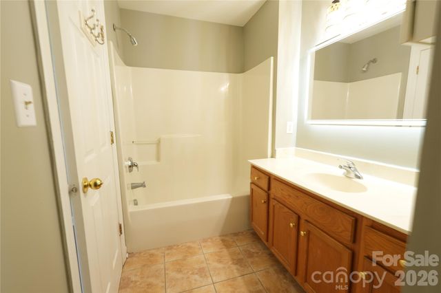 6410 Castlewynd Court, Charlotte, NC 28212