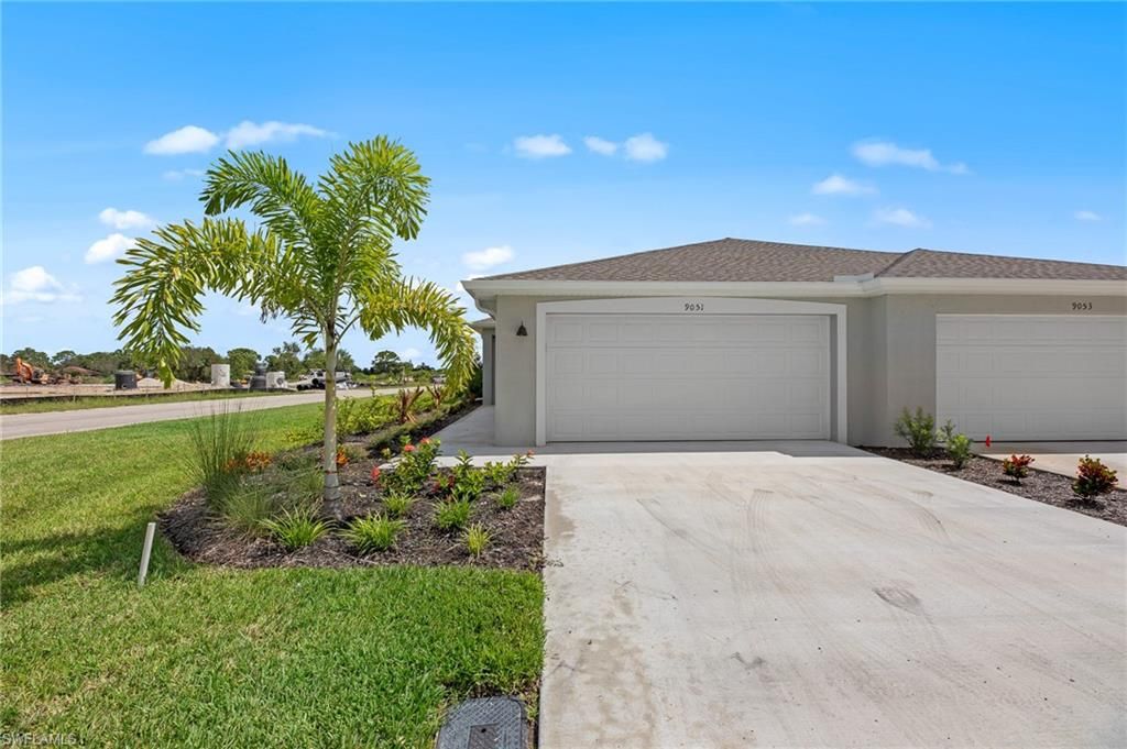 9051 Leatherwood Loop, LEHIGH ACRES, FL 33936 — photo 4
