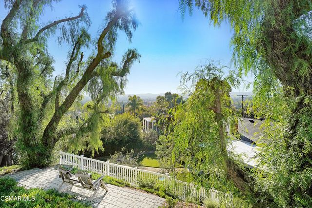 23353 Balmoral Lane, West Hills, CA 91307