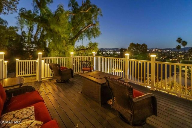 23353 Balmoral Lane, West Hills, CA 91307