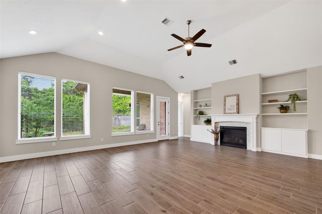 3415 Mckinney Ridge Drive, Houston, TX 77059