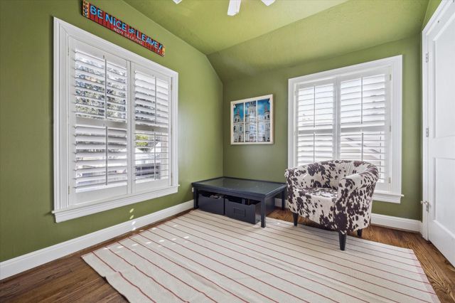 6023 Fordham Street, West University Place, TX 77005