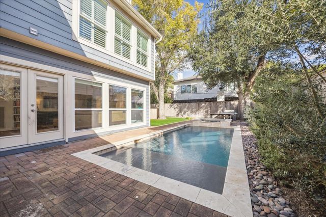 6023 Fordham Street, West University Place, TX 77005