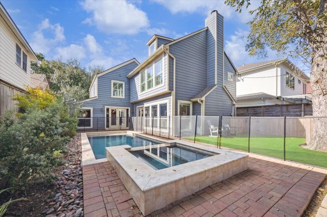 6023 Fordham Street, West University Place, TX 77005