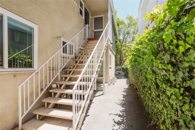 4503 Fulton Avenue B, Sherman Oaks, CA 91423