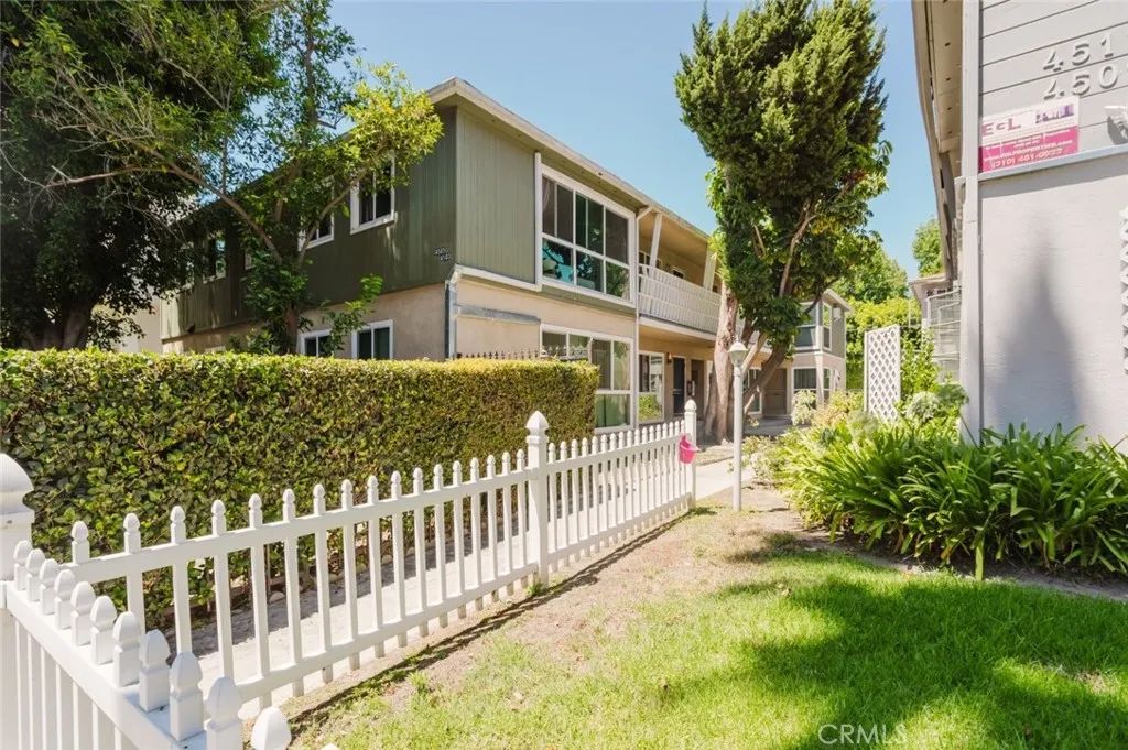 4503 Fulton Avenue B, Sherman Oaks, CA 91423
