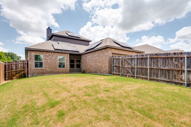 118 Brook Hollow Lane, Red Oak, TX 75154