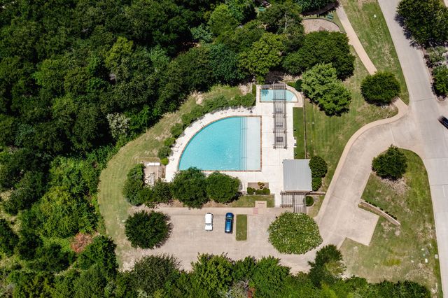 118 Brook Hollow Lane, Red Oak, TX 75154