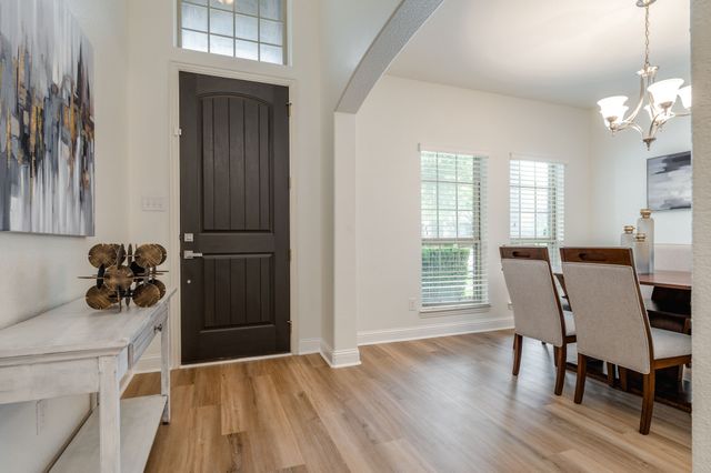 118 Brook Hollow Lane, Red Oak, TX 75154