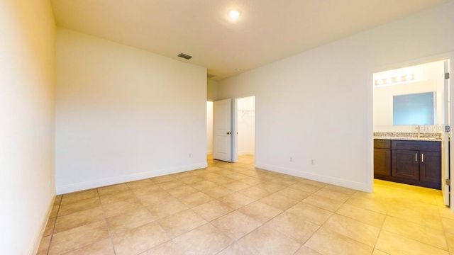 9809 N SWANEE TERRACE, Dunnellon, FL 34433