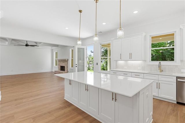 3145 Spinnakers Reach View, Marietta, GA 30064