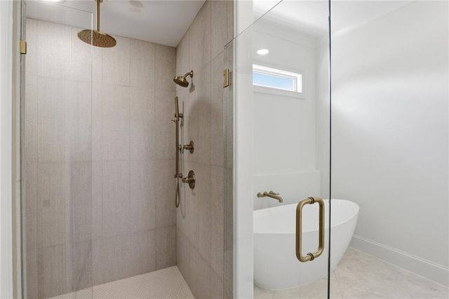 3145 Spinnakers Reach View, Marietta, GA 30064