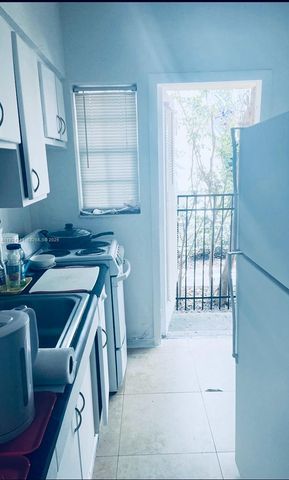 635 8th St 103, Miami Beach, FL 33139