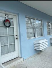 635 8th St 103, Miami Beach, FL 33139