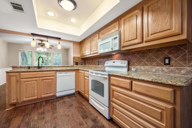 1417 Earlshire Place, Plano, TX 75075