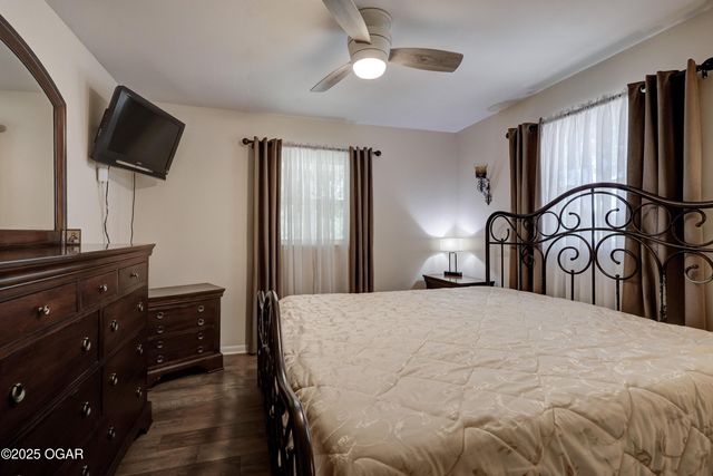 7631 County Road 200, Joplin, MO 64801
