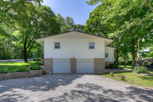 7631 County Road 200, Joplin, MO 64801