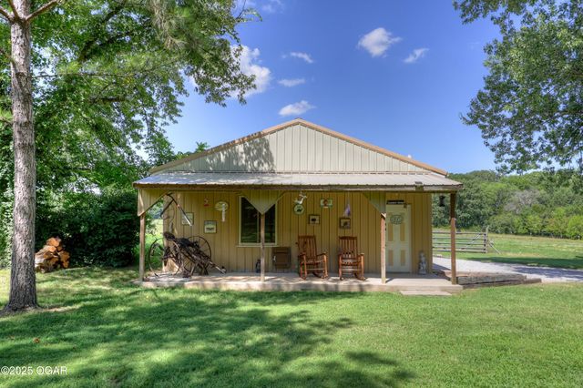 7631 County Road 200, Joplin, MO 64801